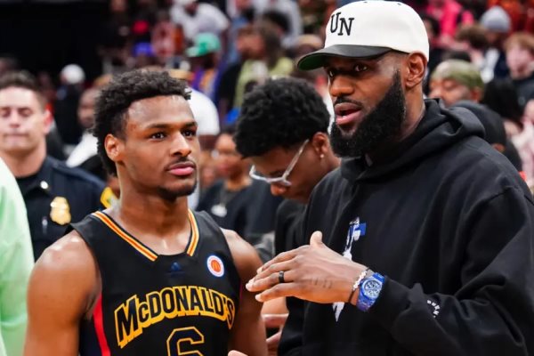 Hijo de LeBron James sufre paro cardíaco en entrenamiento
