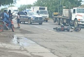 Camión urbano golpea a motociclista, lo deja malherido y huye en Mazatlán