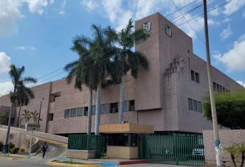 Paciente tiene un mes hospitalizado en Clínica 49 del IMSS a la espera de operación: ¡Ya le salieron llagas!