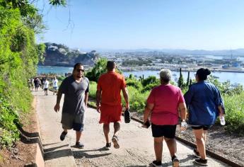 Por altas temperaturas, hasta cinco personas se desmayan por día en El Faro Mazatlán