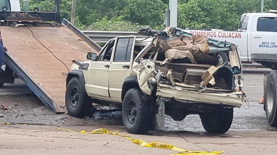 Todos buscan a «Refugio»; fue arrastrado con su camioneta en Culiacán