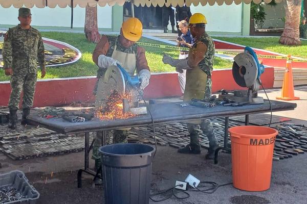 La SEDENA logra destruir más de 15 mil armas y municiones donadas o decomisadas, en Culiacán