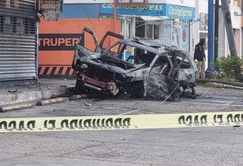 Tenía 20 años la mujer que murió calcinada en camioneta Cherokee en Culiacán