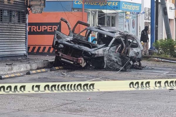 Tenía 20 años la mujer que murió calcinada en camioneta Cherokee en Culiacán