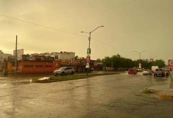 Fuertes rachas de viento y lluvia sorprenden a Culiacán