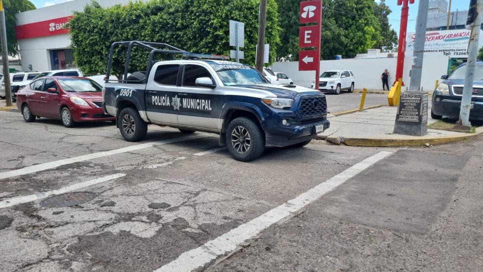 Asaltante dispara en un banco de Culiacán al no poder robarlo