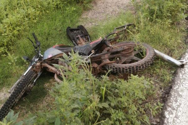 Muere motociclista al ser embestido por un vehículo «pega y huye» cerca de la sindicatura de Juan José Ríos