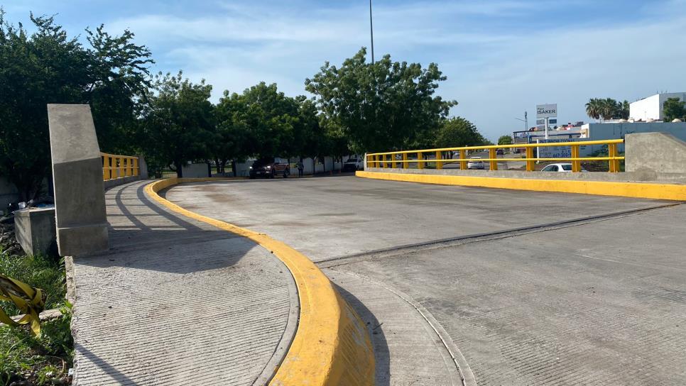 Rocha Moya y Gámez Mendívil inauguran puente y pavimentación en La Conquista