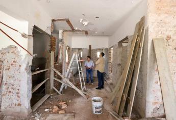 Inconformes en Ruiz Cortines 3 por remodelación del Centro de Salud