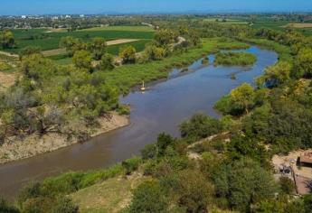 Desazolvan río Sinaloa para evitar inundaciones 