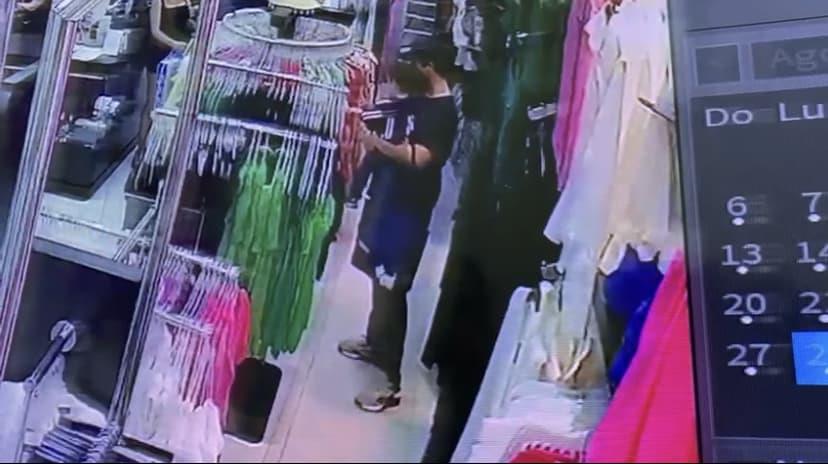 Captan a pareja que usa a su hijo para robar en tiendas de ropa en Mazatlán | VIDEO