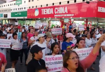 Marcha en Los Mochis contra los nuevos libros de texto gratuito