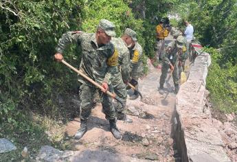 Retiran rocas tras deslave en el Faro de Mazatlán; Sedena se une a labores de apoyo