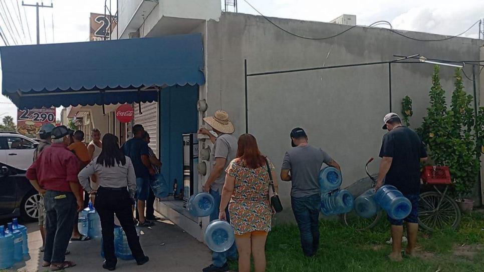 Abarrotan purificadoras en Los Mochis por la falta de agua