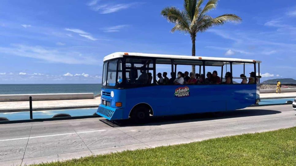 «La Guagua»: el camión panorámico que recorre Mazatlán | VIDEO