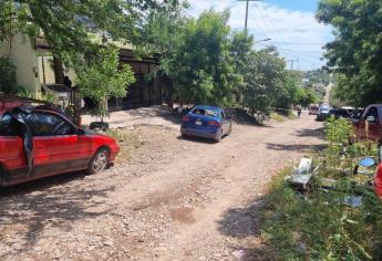 Balacera y persecución deja como saldo un muerto y una mujer herida en Culiacán