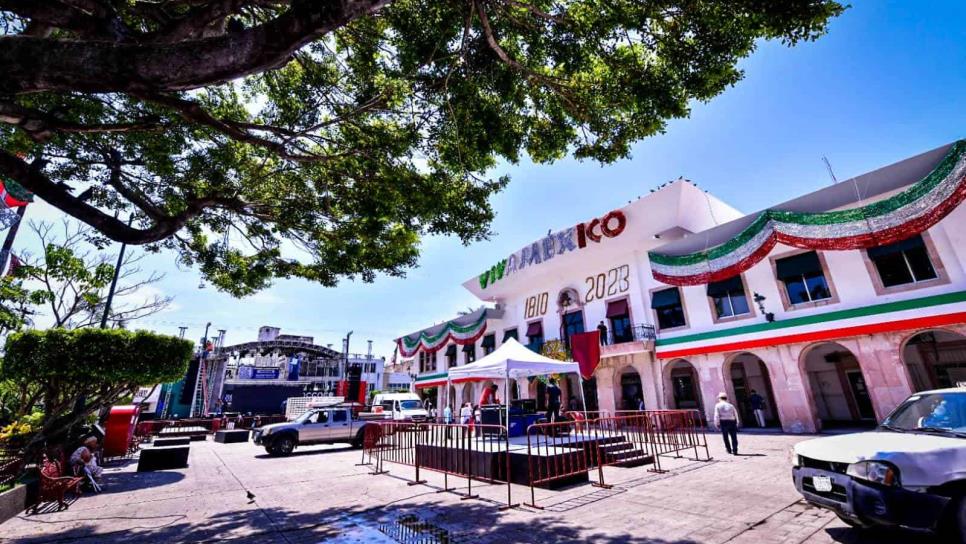 Todo listo en Mazatlán para la noche del Grito de Independencia