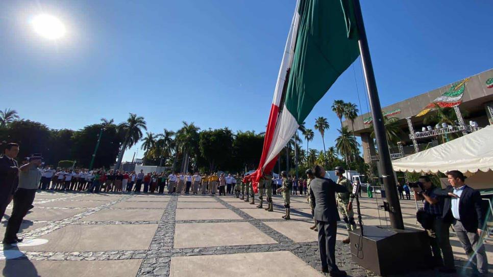 Autoridades conmemoran el 213 aniversario del Grito de Independencia