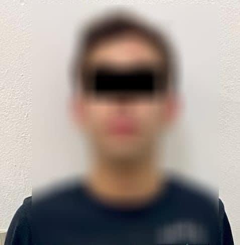 Policías se enfrentan a balazos contra dos jóvenes con cuerno de chivo y logran detenerlos en Culiacán