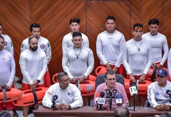 Refuerzan seguridad en playas de Mazatlán; llegan 10 nuevos salvavidas