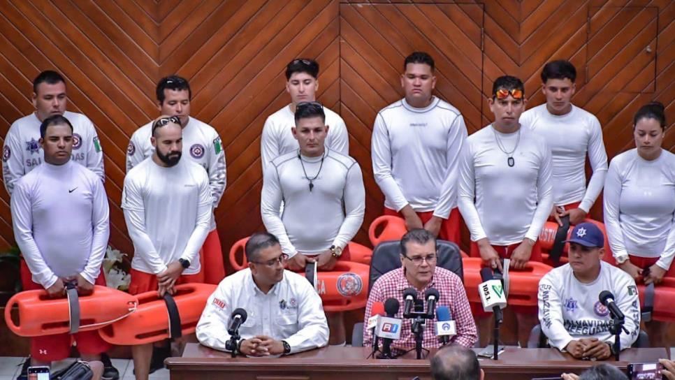 Refuerzan seguridad en playas de Mazatlán; llegan 10 nuevos salvavidas