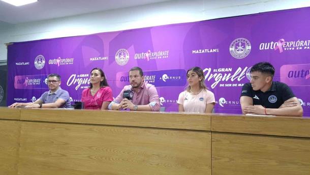 Lanzan campaña para prevenir el cáncer de mamá entre Mazatlán FC y Aeternus