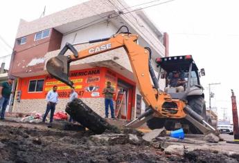 Ayuntamiento de Mazatlán va contra los baches