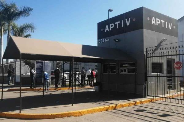 ¡Los mandaron a su casa! El 50 % de los empleados de la maquiladora APTIV para labores