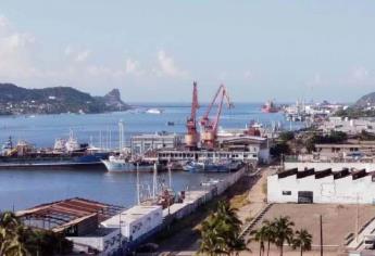 Cerrada la navegación a embarcaciones pequeñas en Mazatlán por alto oleaje