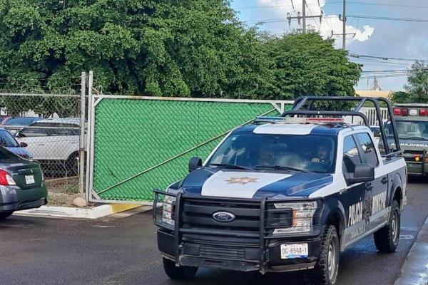 Llegan al Semefo de Culiacán los cuerpos de militares en accidente de helicóptero