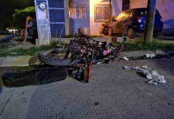 Chocan motociclistas en Las Canteras; hay tres adolescentes lesionados