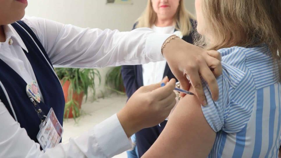 Inicia campaña de vacunación contra Covid-19 e influenza en Sinaloa