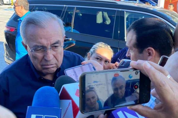 Rocha Moya llama a universitarios de la UAS a no defender a corruptos en megamarcha