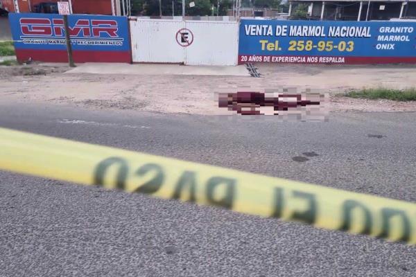 Un «encobijado» es localizado sobre La Costerita en Culiacán 