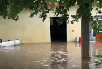 Norma provoca desbordamiento del canal de Bachigualato, en Culiacán