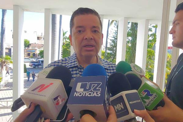 Agricultores desfogan parcelas y contaminan suministro de agua en el ejido Mochis