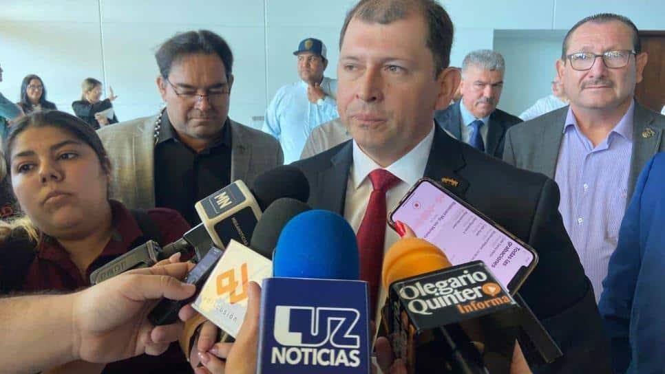 Por enfermedad, se ausenta Robespierre Lizárraga y difieren revisión de medidas cautelares para el lunes 