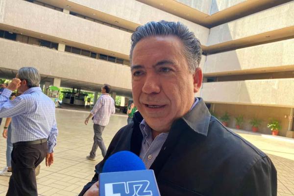 Por combatir la corrupción hay ataques y campaña sucia en mi contra: Enrique Inzunza