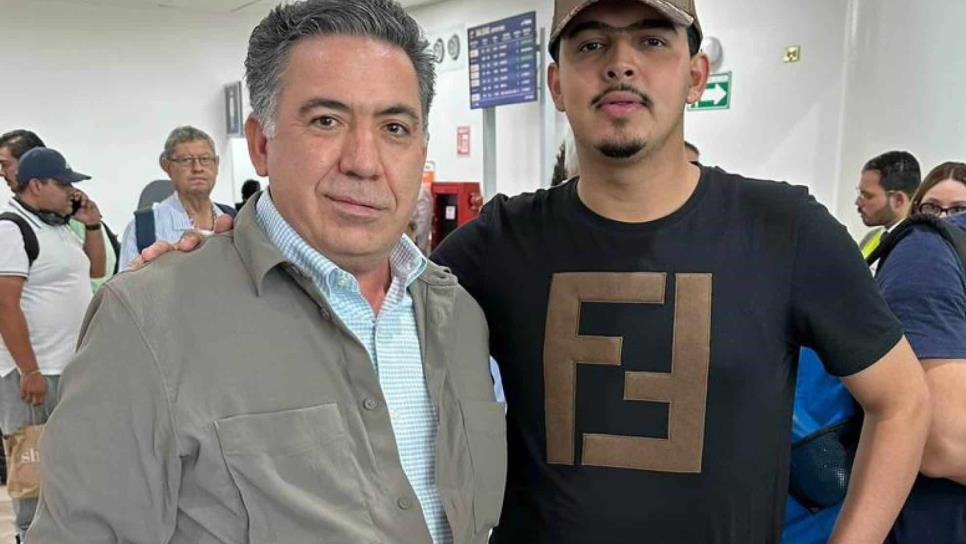 Enrique Inzunza le sugiere a Panter Bélico cantar canciones rancheras tradicionales