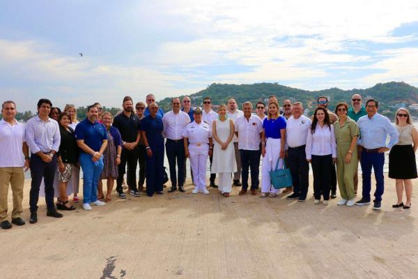 Representantes de líneas navieras recorren los muelles de Mazatlán 