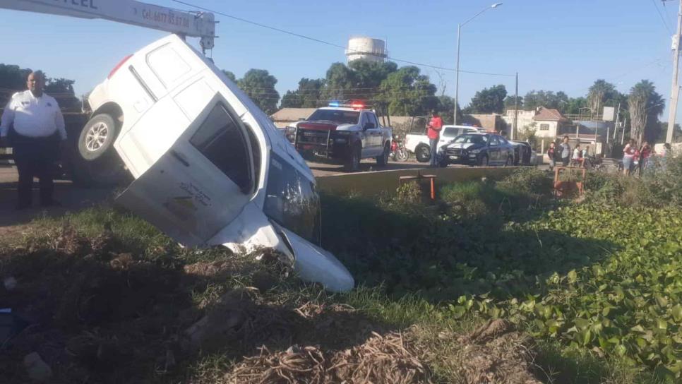 Menor de edad termina en un canal en Higuera de Zaragoza