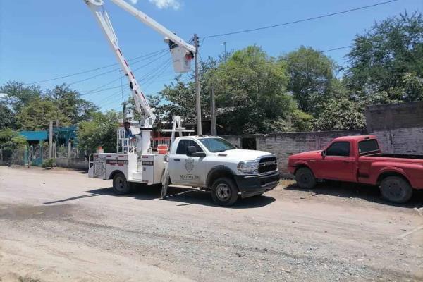 Invierten hasta 50 mil pesos semanales para reestablecer el alumbrado público vandalizado en Mazatlán