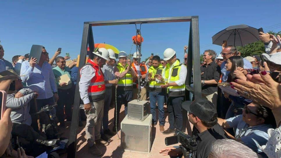 Gobernador de Sinaloa encabeza colocación de primera piedra de « Ciudad Millenial» Gobernador de Sinaloa encabeza colocación de primera piedra de « Ciudad Millenial»
