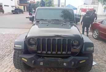 Grupo Élite de la PEP Sinaloa recupera una camioneta que fue robada en Estados Unidos