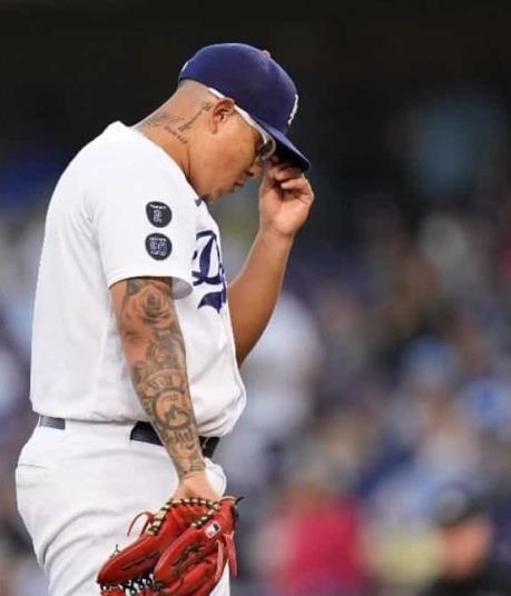 Julio Urías: ¿Cuándo regresará al beisbol tras un año desastroso?