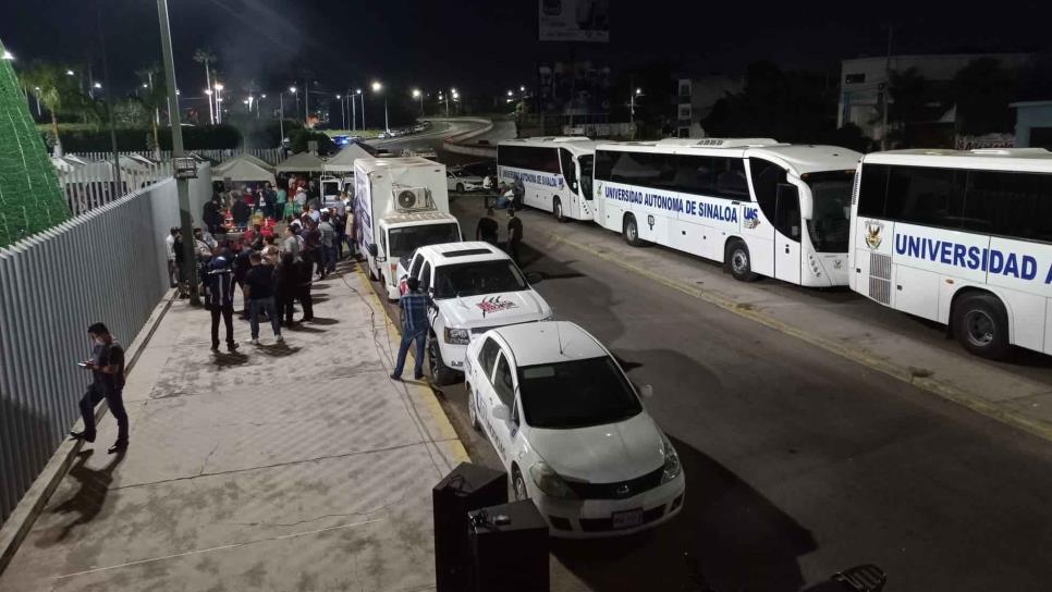 Manifestantes de la UAS harán mitin en el Congreso tras suspensión del segundo informe de Rocha Moya