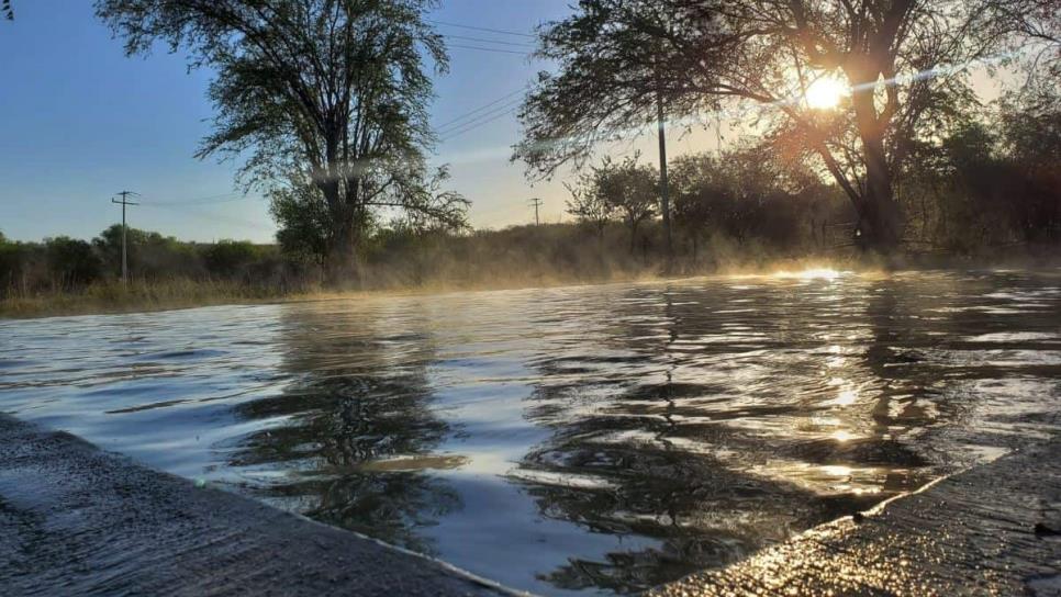 Estas aguas termales en El Fuerte te harán olvidar el frío y disfrutar la vida de rancho