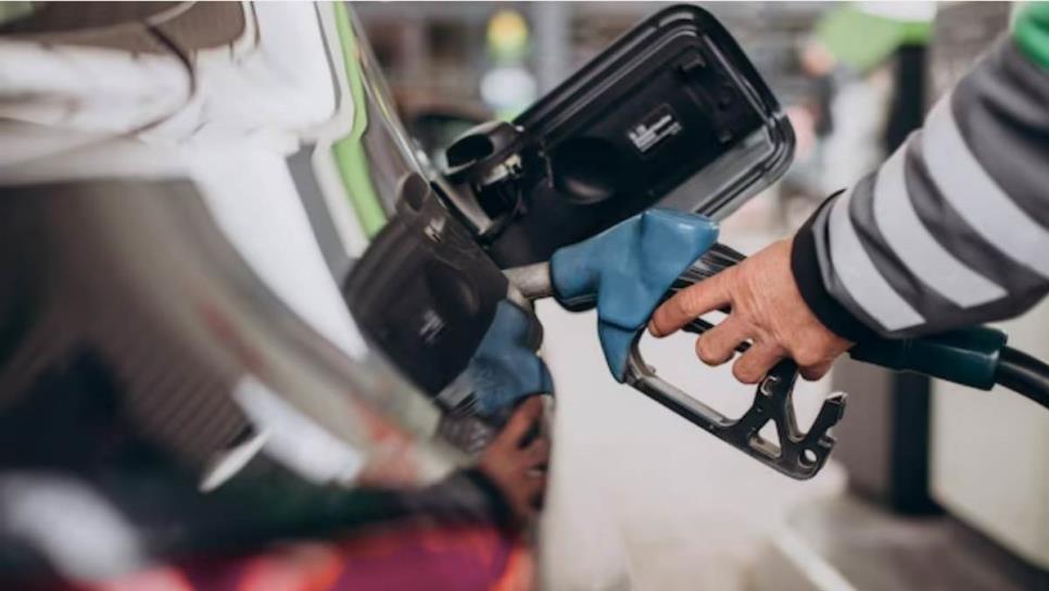 Estos son los 3 vehículos que menos combustible consumen, según expertos