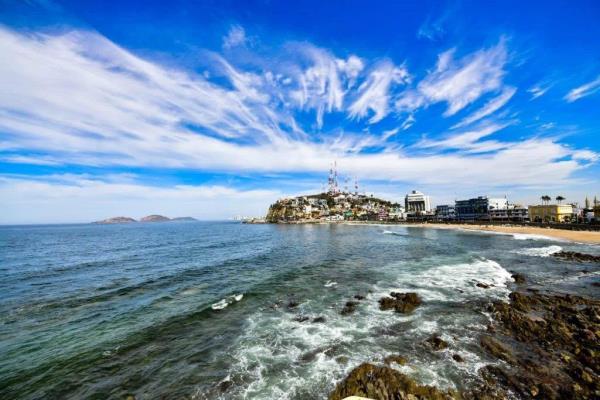 Secretaría de Turismo en Sinaloa busca sacar de inmediato a Olas Altas de la alerta de Cofepris