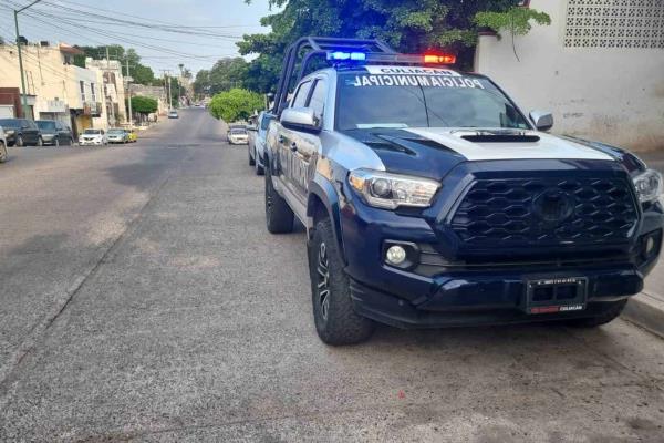 A punta de pistola despojan un Toyota en la colonia Montebello en Culiacán 